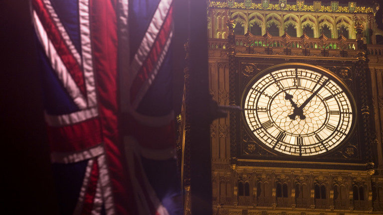 Click to enlarge big ben union jack