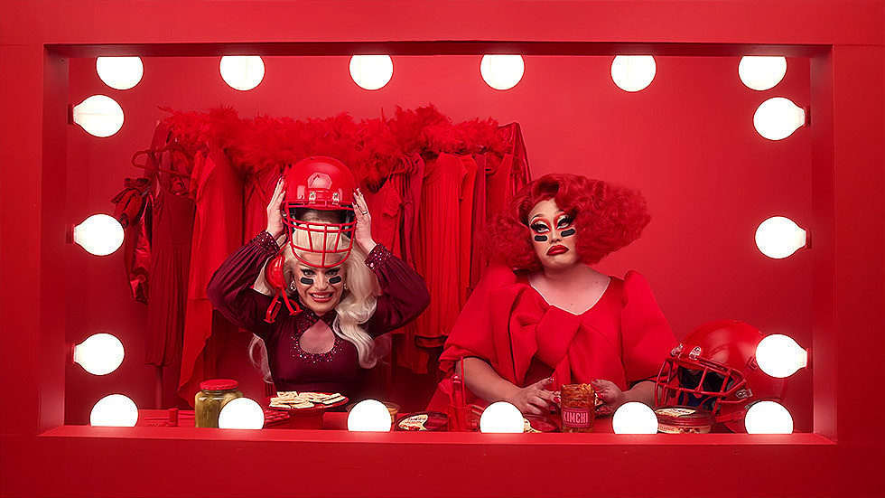 Click to enlarge drag queens