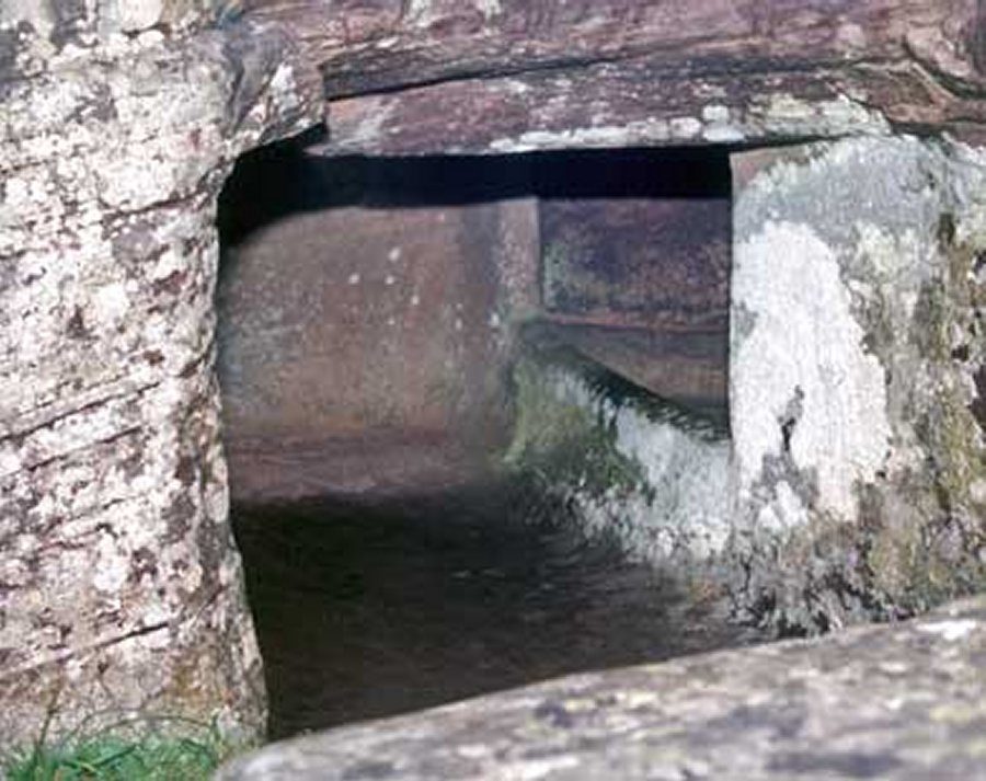 Click to enlarge Dwarfie Stane