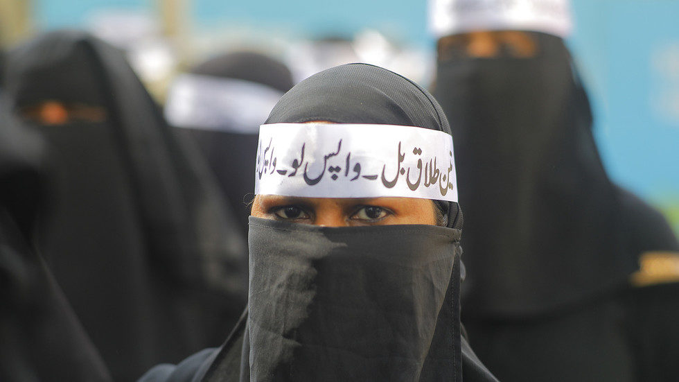 terrorist burqa