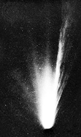 Click to enlarge Halley's comet photographed during its last pass in 1986. Its next pass is announced for 2061