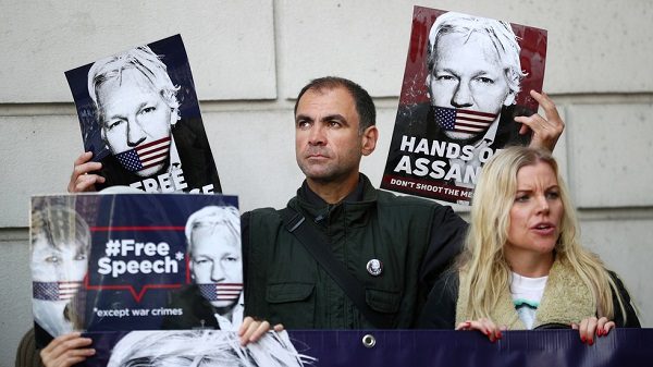 Assange protest