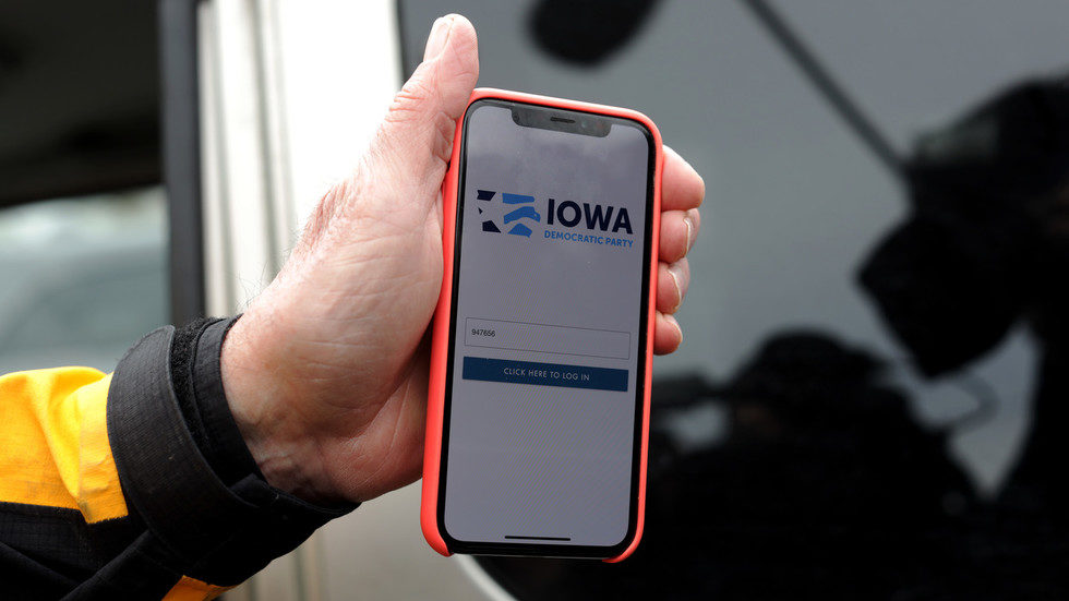 iowa caucus smartphone app