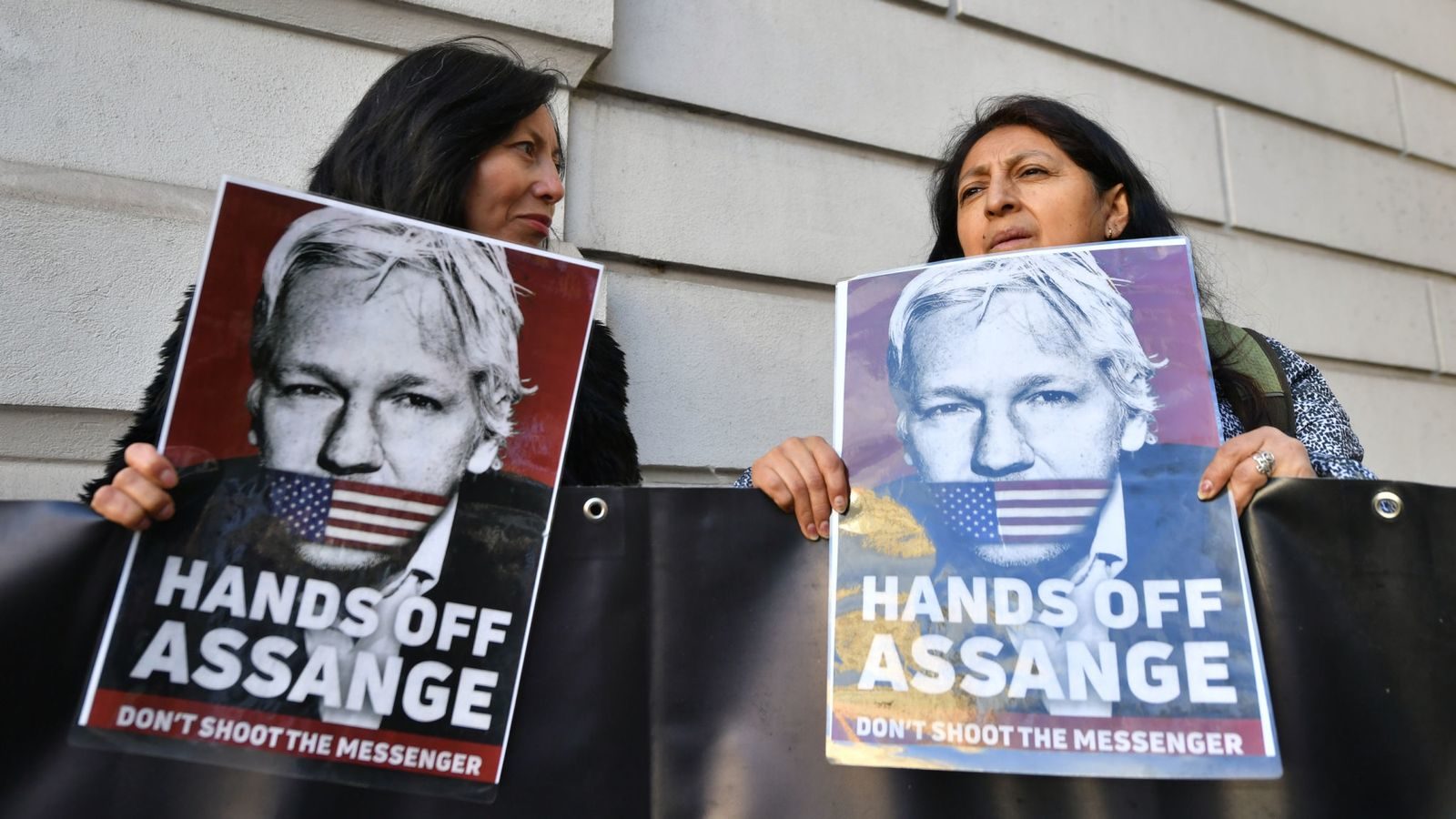 Click to enlarge Supporters of Julian Assange Westminster Magistrates' Court
