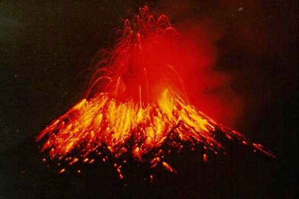 Tungurahua erupting on November 2nd, 1999
