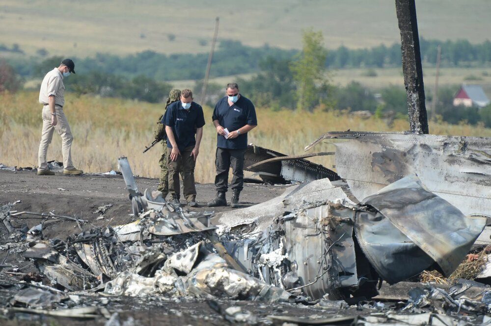Click to enlarge OSCE MH17 crash site Ukraine