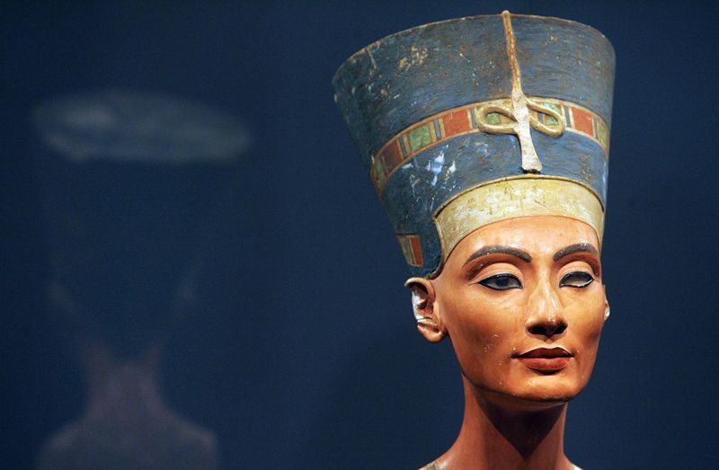 Click to enlarge Egypt's queen Nefertiti