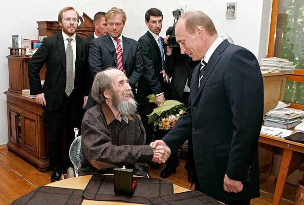 Click to enlarge putin solzhenitsyn