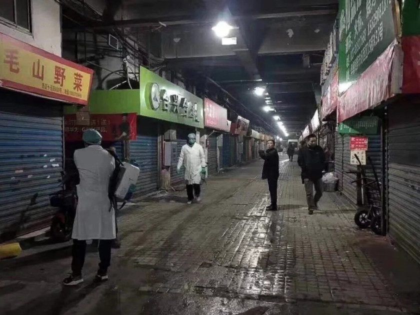 Click to enlarge Wuhan’s Huanan seafood market
