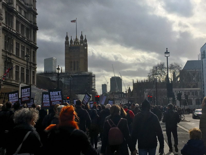 Click to enlarge assange supporters march Parliament extradition trial