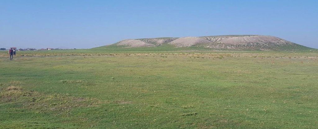 Click to enlarge Karahöyük