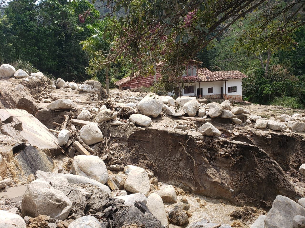 Flash flood damages in Piedecuesta, Colombia, 26 February 2020.