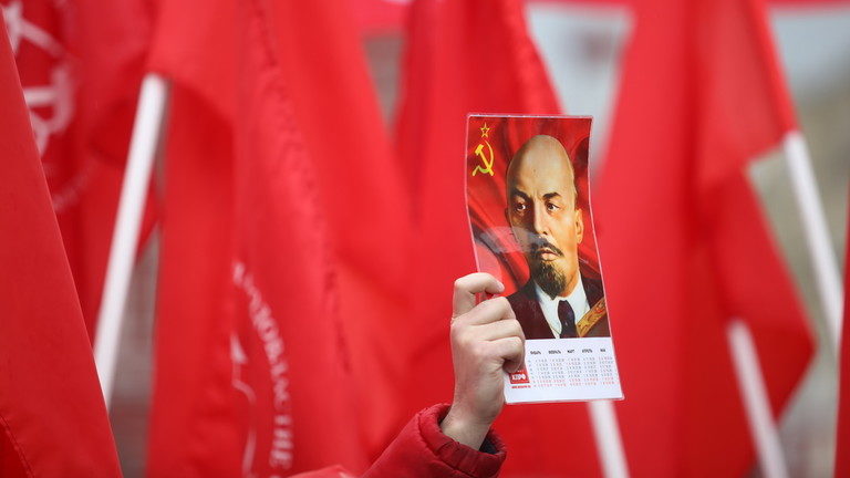 Click to enlarge lenin