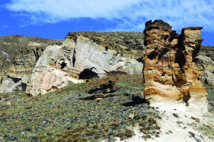 Click to enlarge Armenian - Tzarakar monastery