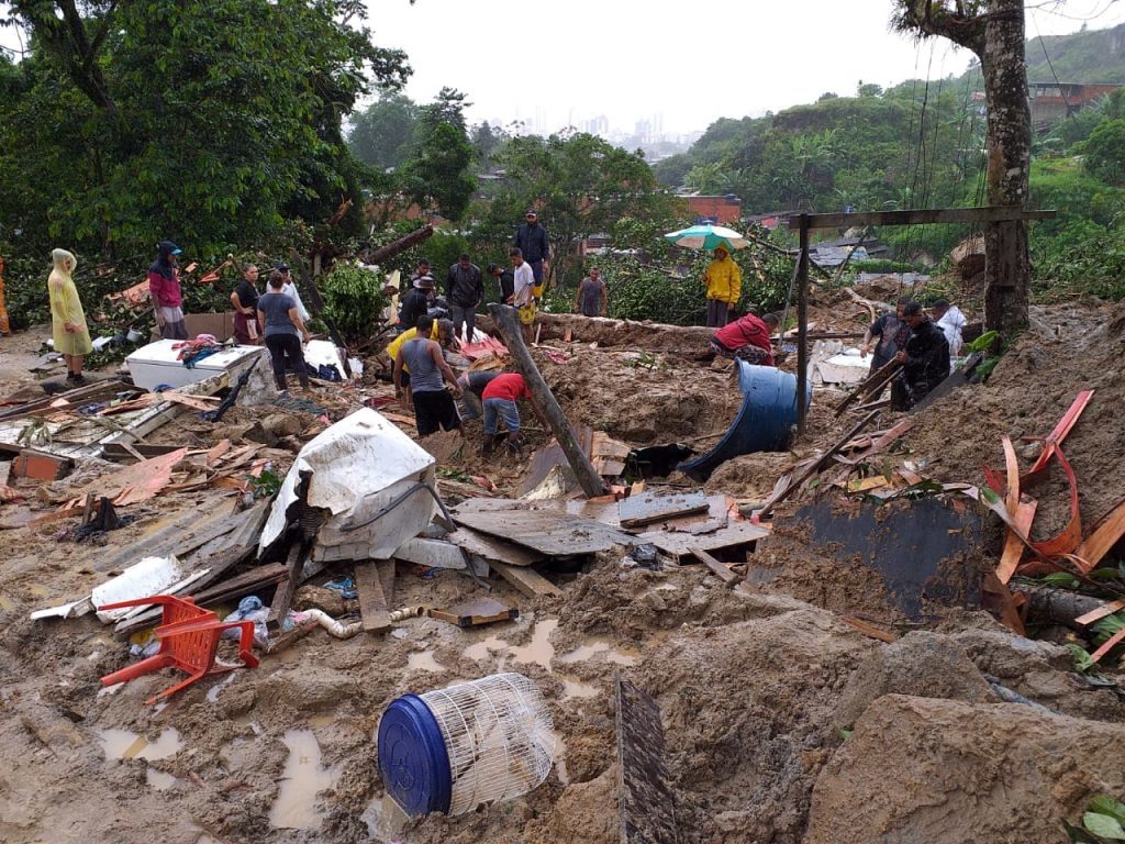 Click to enlarge Landslide and flood damage in Baixada Santista region, Sao Paulo, Brazil 03 March 2020.