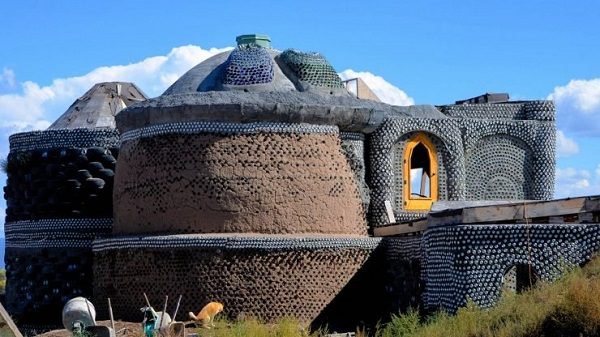 Earthships