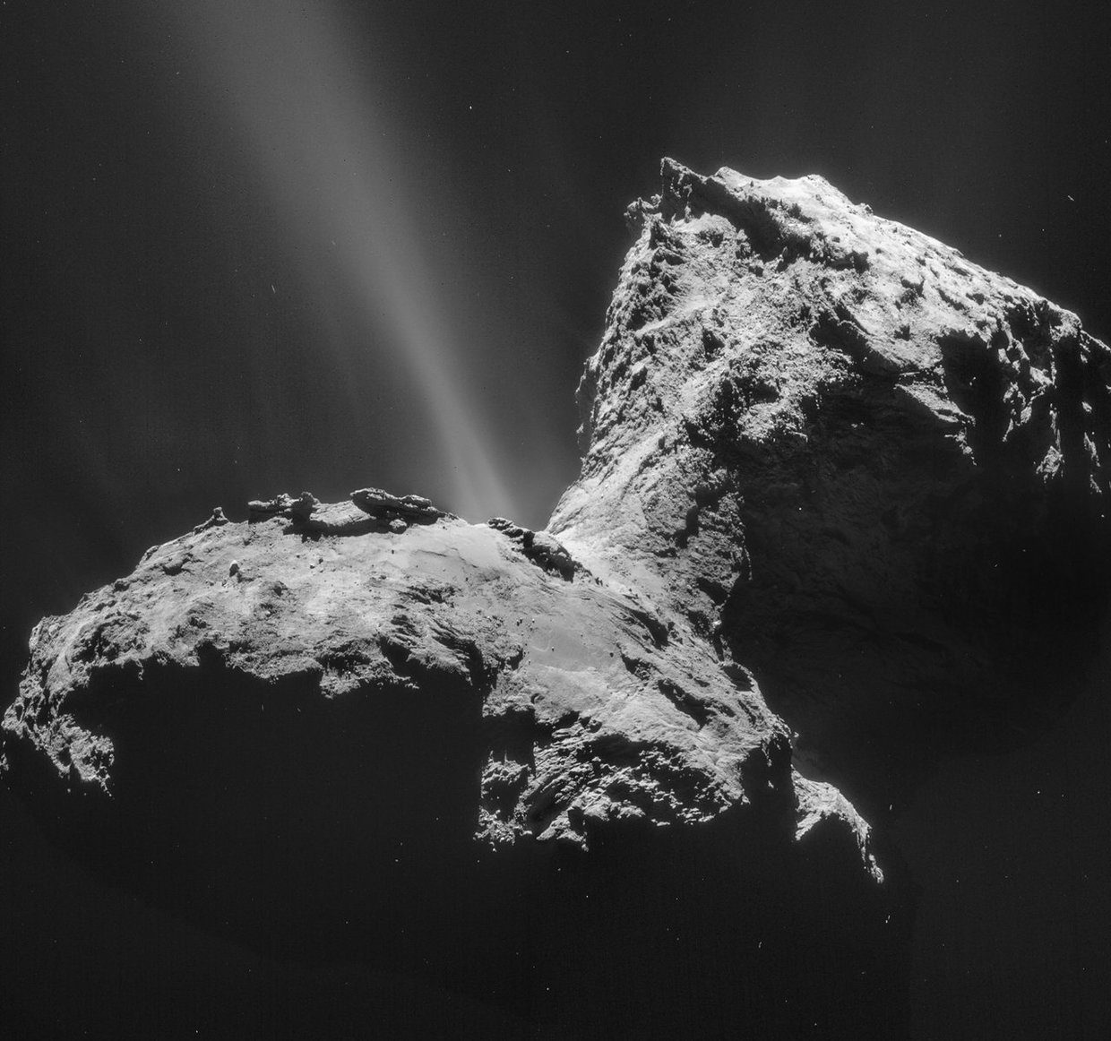 Click to enlarge Comet 67P/Churyumov-Gerasimenko