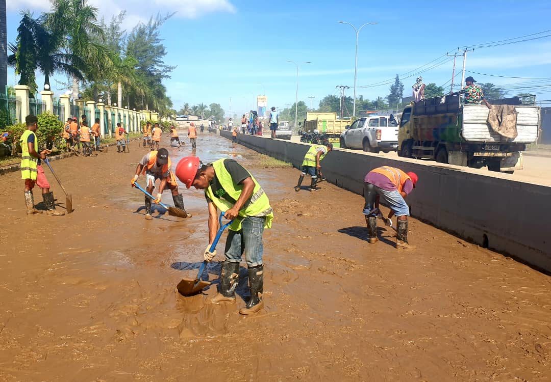 flood mud