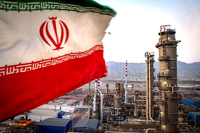 Iranflag/oil facility