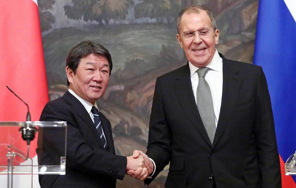 Click to enlarge Motegi Lavrov Japan Russia