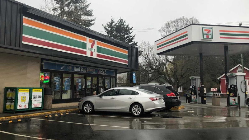 Click to enlarge 7-11 naniamo canada