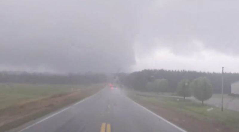 The tornado-warned thunderstorm as it hit the Tishomingo, Mississippi