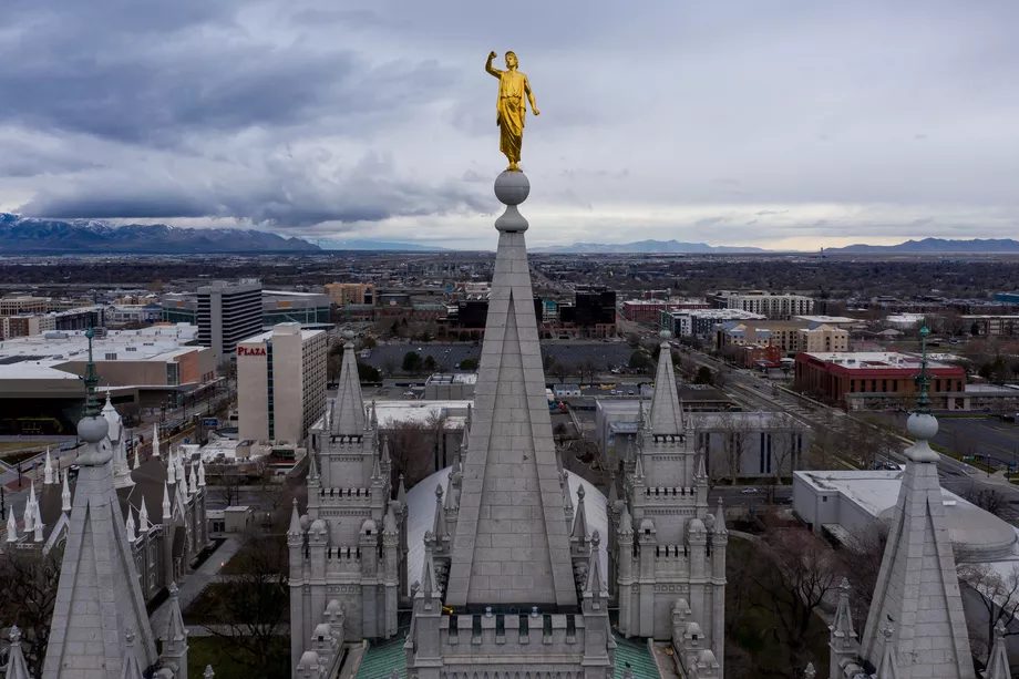 temple staue trumpet salt lake