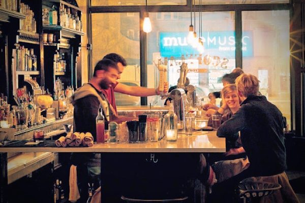Click to enlarge bar restaurant