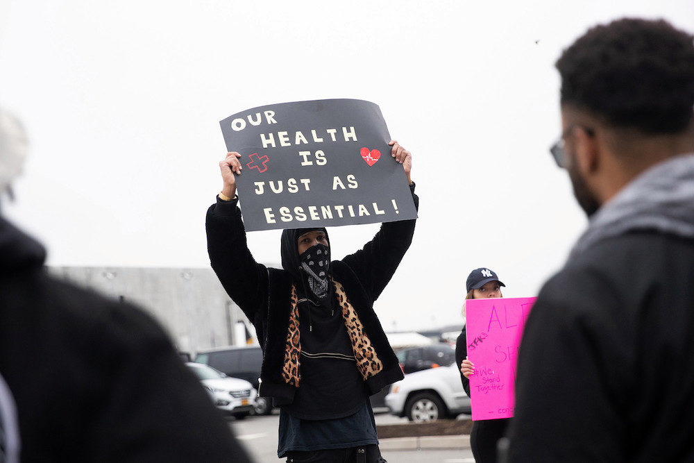 amazon protests staten island