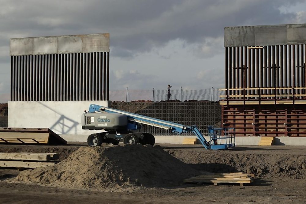 border wall construction