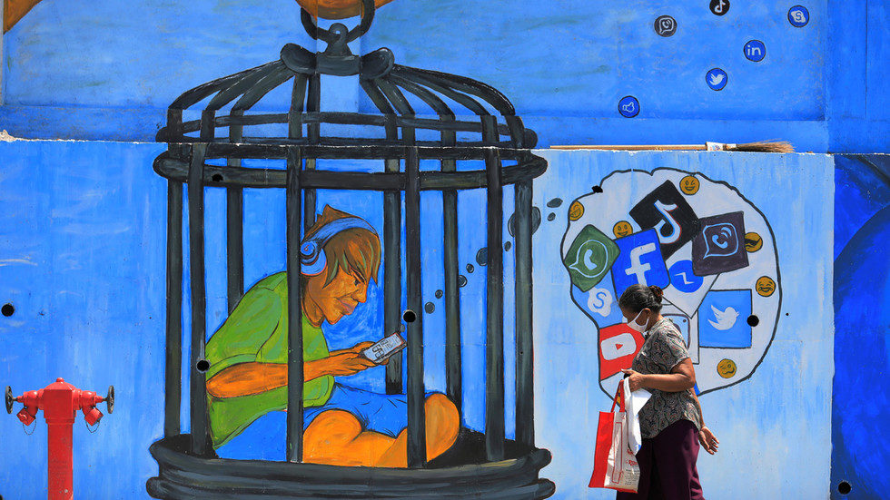 Click to enlarge social media, internet prison mural