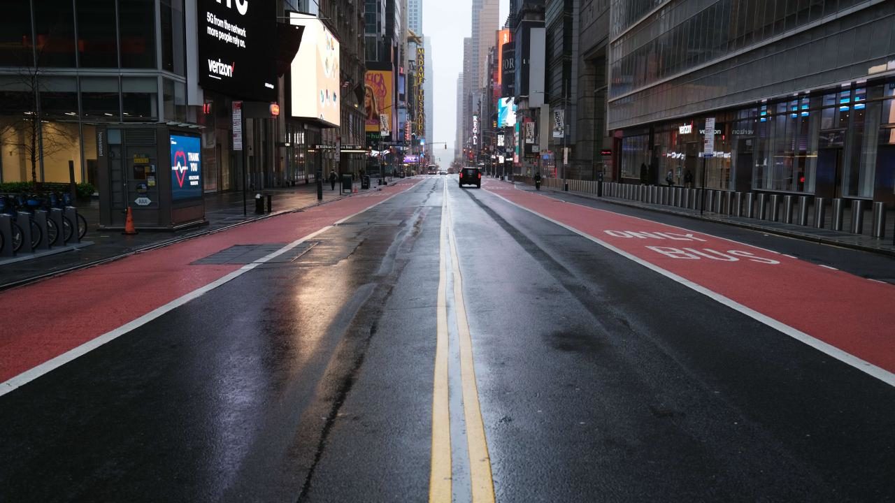 Click to enlarge times square covid-19
