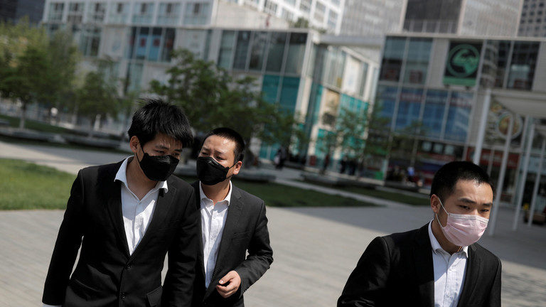 Click to enlarge face mask