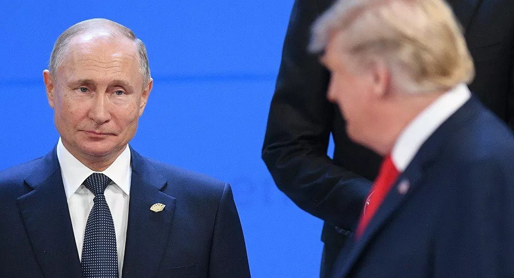 Click to enlarge Putin and Trump