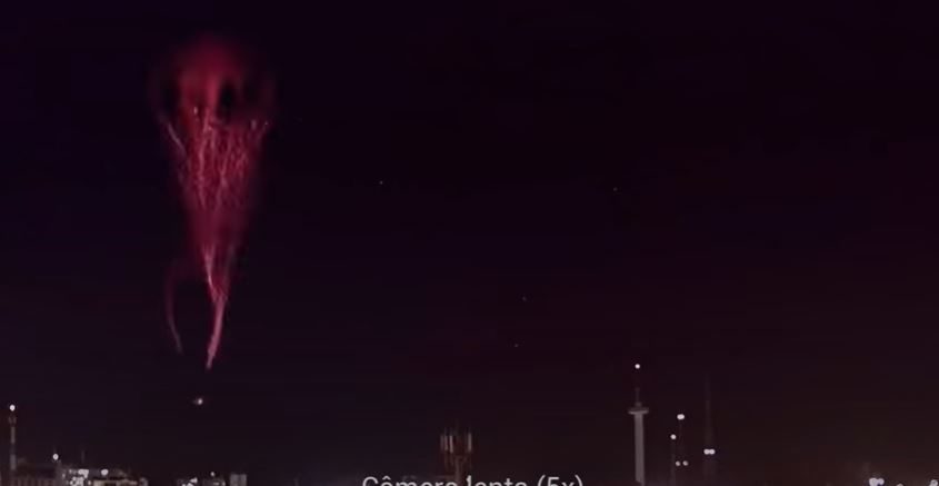 Gigantic jet over Brazil