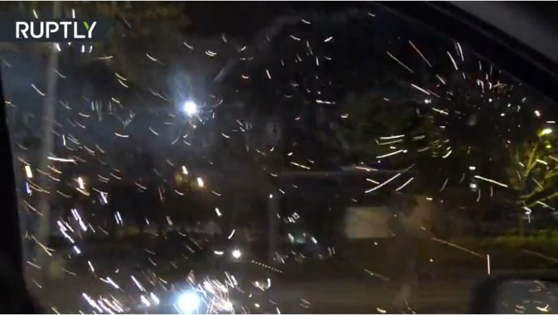 Click to enlarge paris riot covid-19 lockdown fireworks