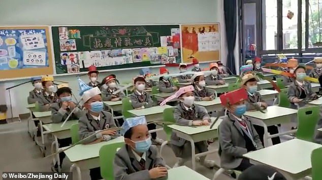 Click to enlarge china children one meter hat