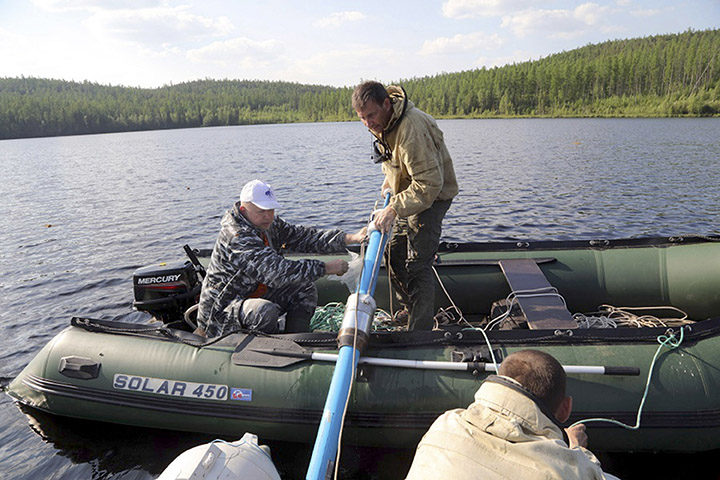 Click to enlarge researchers tugunska site