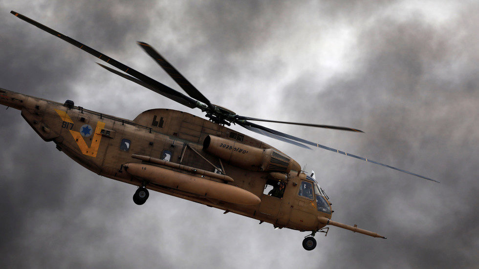 Click to enlarge Israeli Air Force Sikorsky CH-53 helicopter