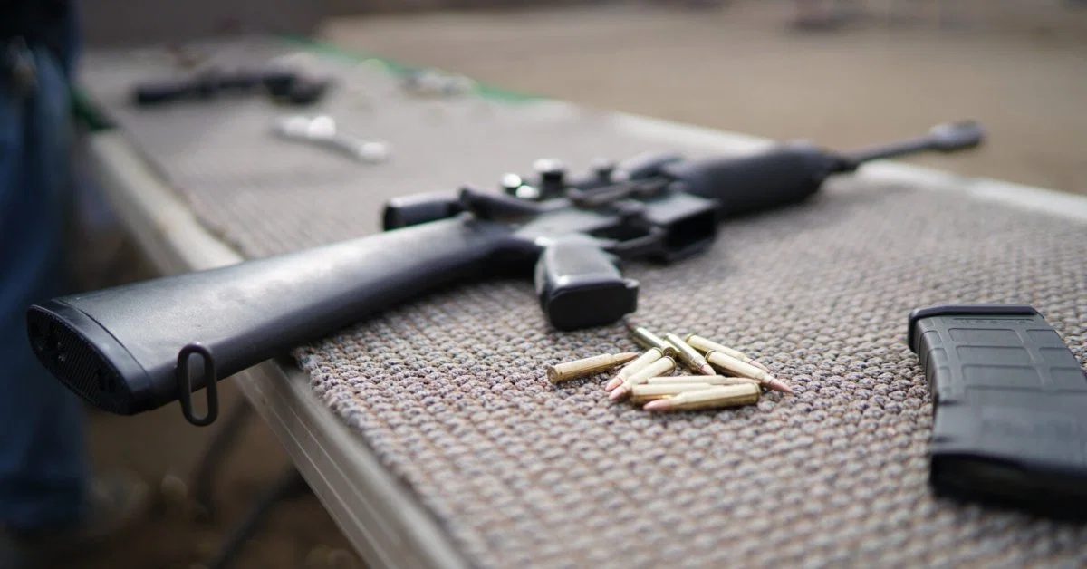 assaul weapons military weapons