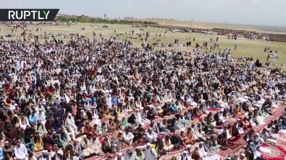 Muslims praying Afghanistan
