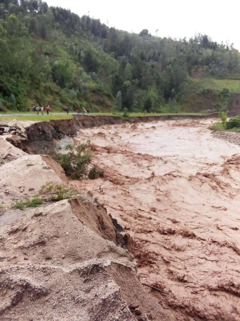 Floods in Rwanda after heavy rainfall from 01 May 2020.