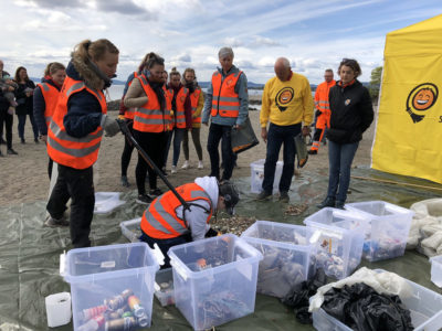 There was another large fjordside clean-up effort just last autumn, here on the beach at Huk on Oslo’s Bygdøy peninsula. It hasn’t seemed to help.