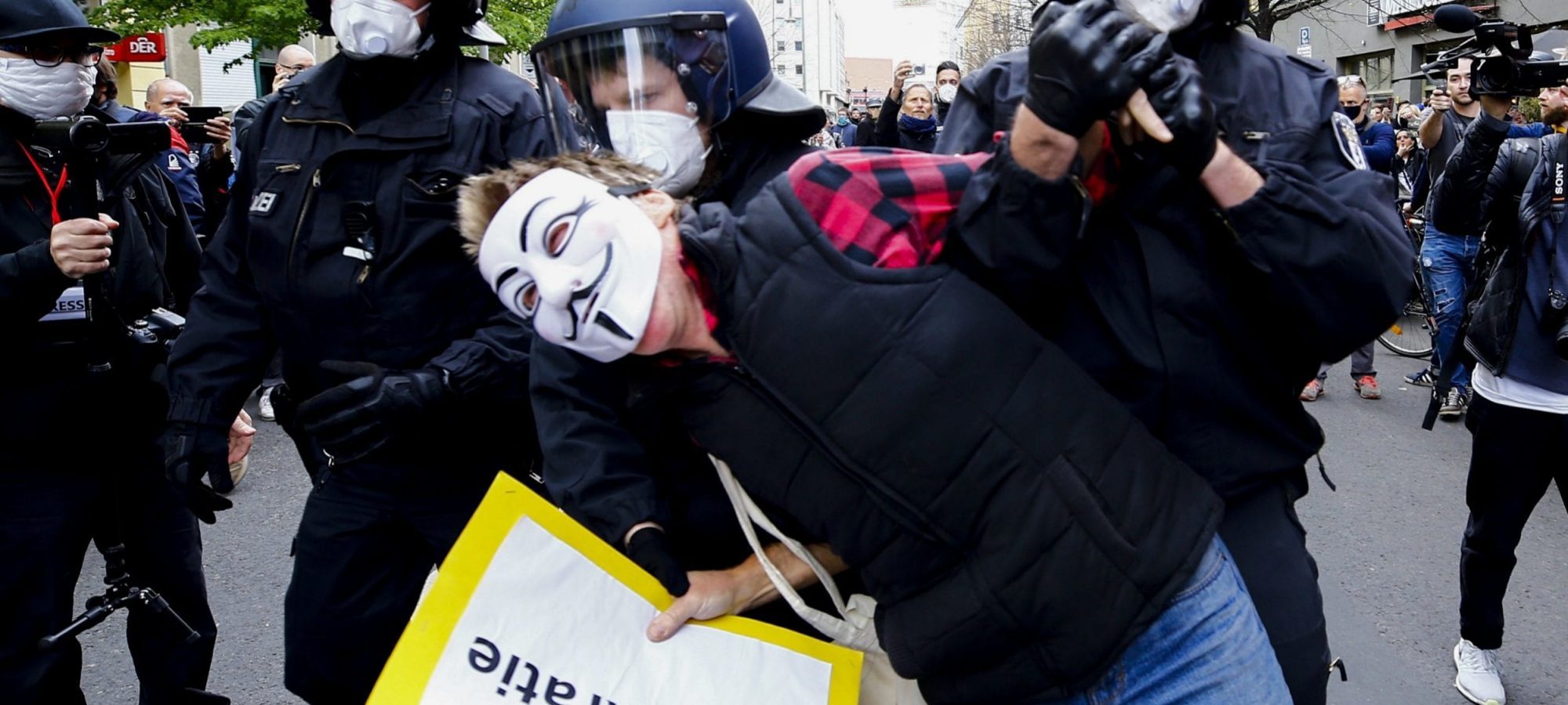 anti-lockdown protesters