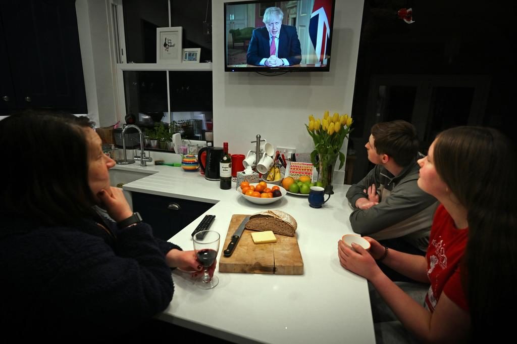 boris johnson TV lockdown