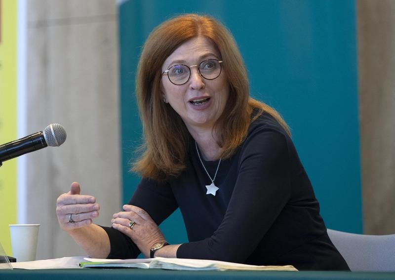 Click to enlarge Dr Siobhán Ní Bhriain