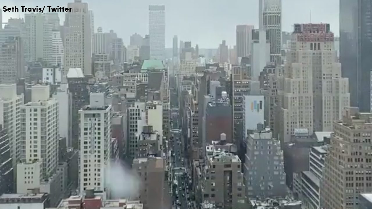 Click to enlarge NYC snow
