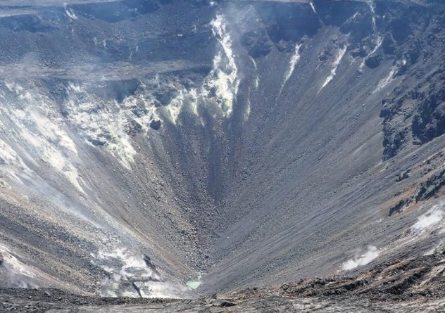 Click to enlarge Halemaʻumaʻu Crater