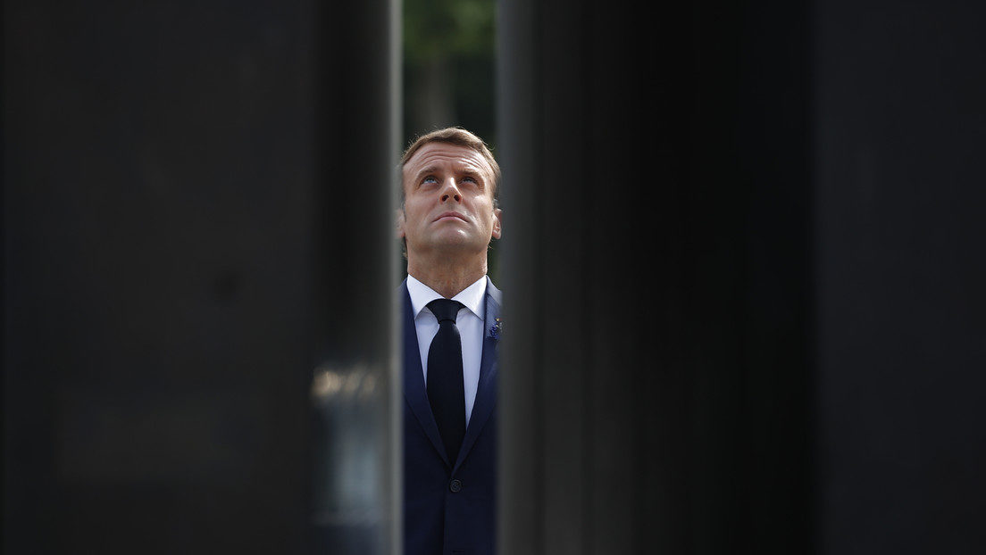 Click to enlarge Emmanuel Macron