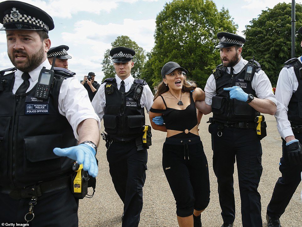 Click to enlarge police protest london lockdown
